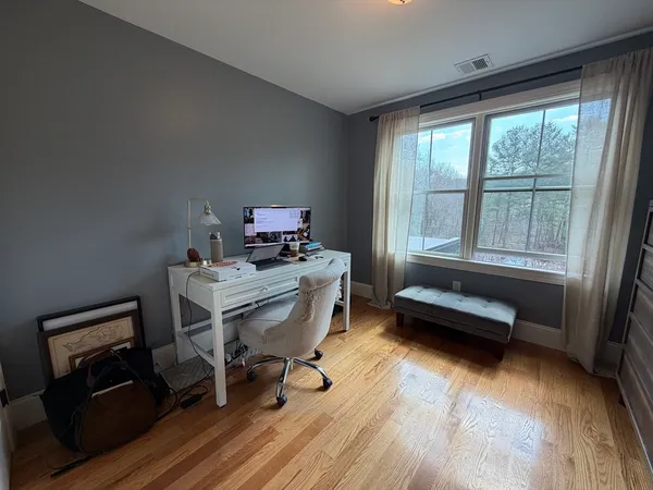 $2,800 | 324 East Street, Unit 2, East Walpole, MA 02032