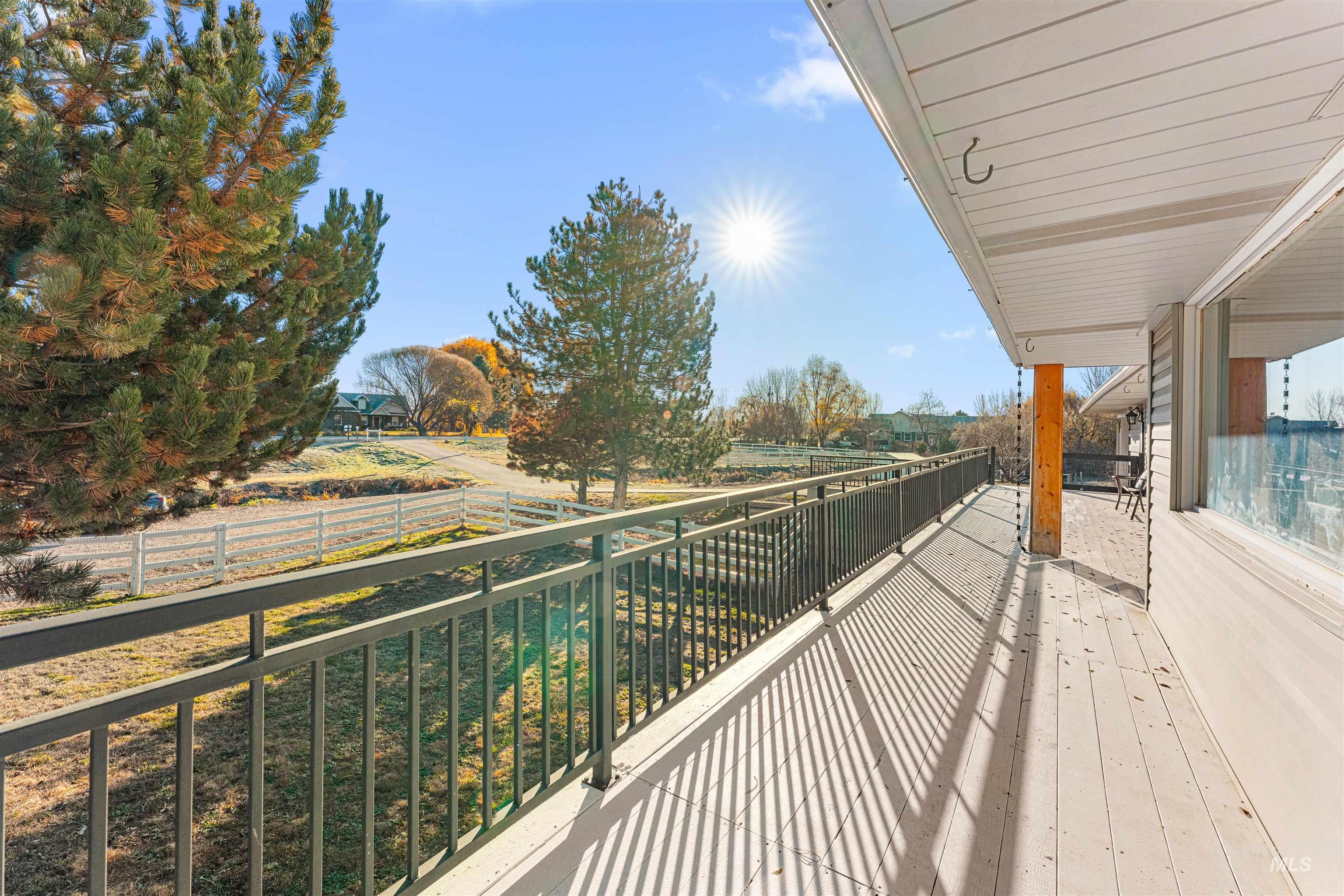 24141 Wanda Way Middleton, ID 83644 - Photo 18 of 20 View of balcony