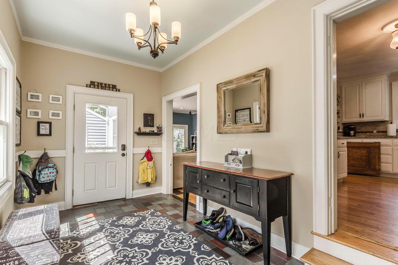 119 North Cassingham Road Columbus, OH 43209 - Photo 23 of 73