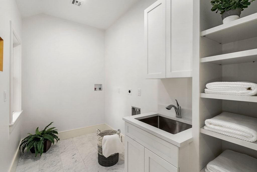 9 Payson Road Brookline, MA 02467 - Photo 30 of 35