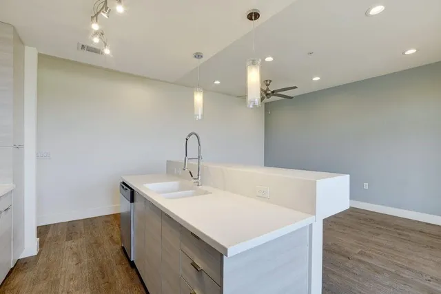 $1,799 | 604 North Bluff Drive, Unit 131, Austin, TX 78745