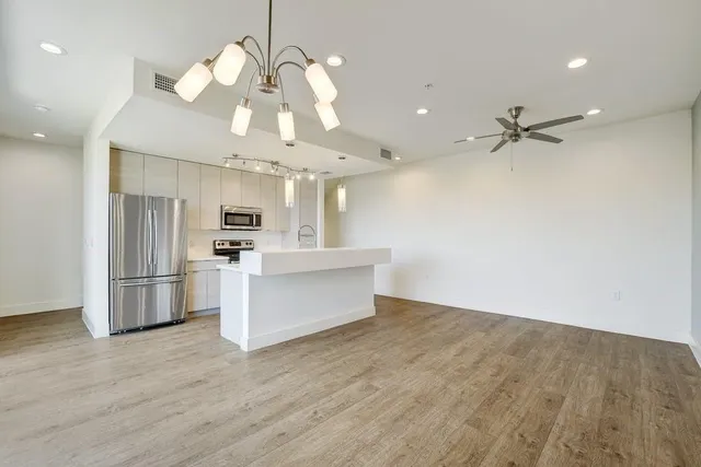 $1,799 | 604 North Bluff Drive, Unit 131, Austin, TX 78745