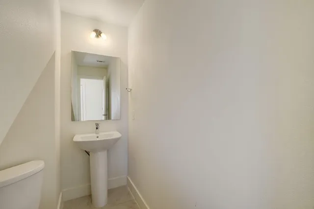 $1,799 | 604 North Bluff Drive, Unit 131, Austin, TX 78745