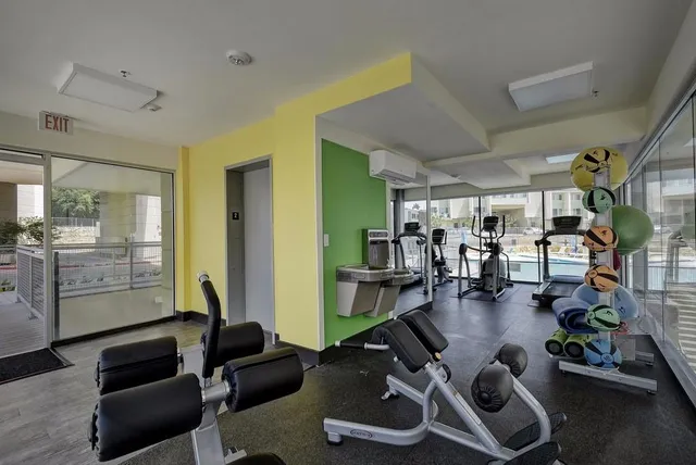 $1,799 | 604 North Bluff Drive, Unit 131, Austin, TX 78745