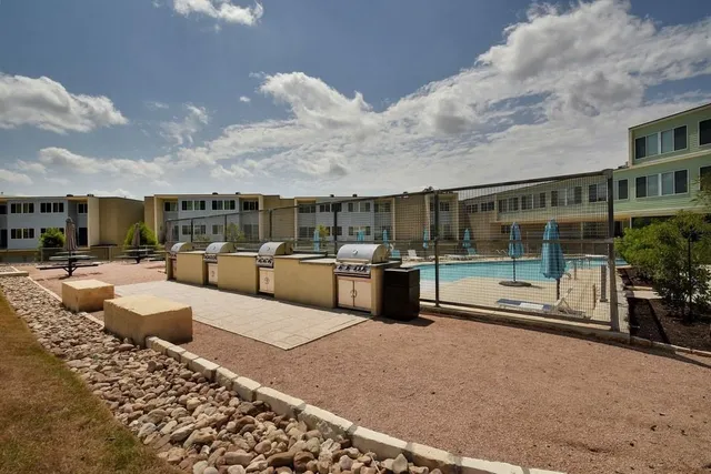 $1,799 | 604 North Bluff Drive, Unit 131, Austin, TX 78745