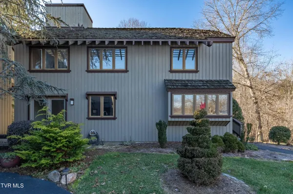 $289,000 | 15 Crown Circle, Unit 15, Kingsport, TN 37660