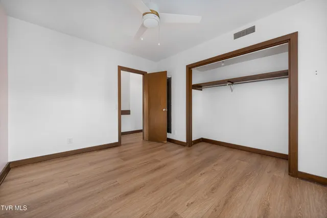 $300,000 | 15 Crown Circle, Unit 15, Kingsport, TN 37660