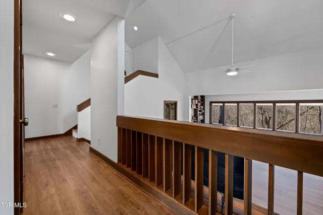 $300,000 | 15 Crown Circle, Unit 15, Kingsport, TN 37660