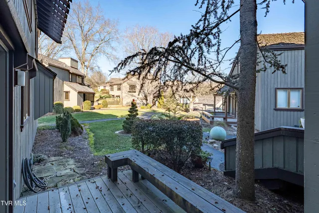 $300,000 | 15 Crown Circle, Unit 15, Kingsport, TN 37660