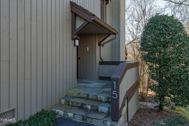 $300,000 | 15 Crown Circle, Unit 15, Kingsport, TN 37660