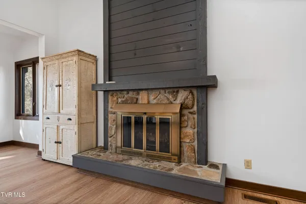 $289,000 | 15 Crown Circle, Unit 15, Kingsport, TN 37660