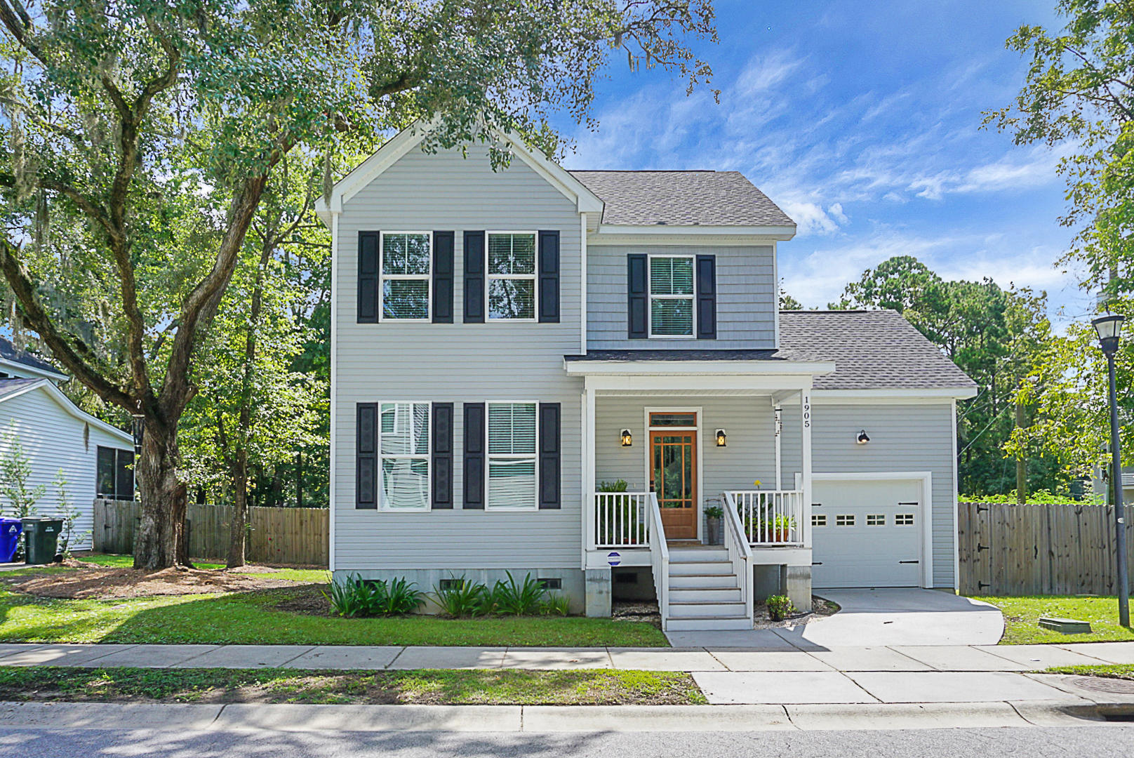 1905 Hollings Road Charleston, SC 29412 - Photo 1 of 36 DSC03135