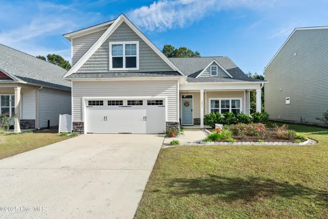 $455,000 | 4624 Parsons Mill Drive, Castle Hayne, NC 28429