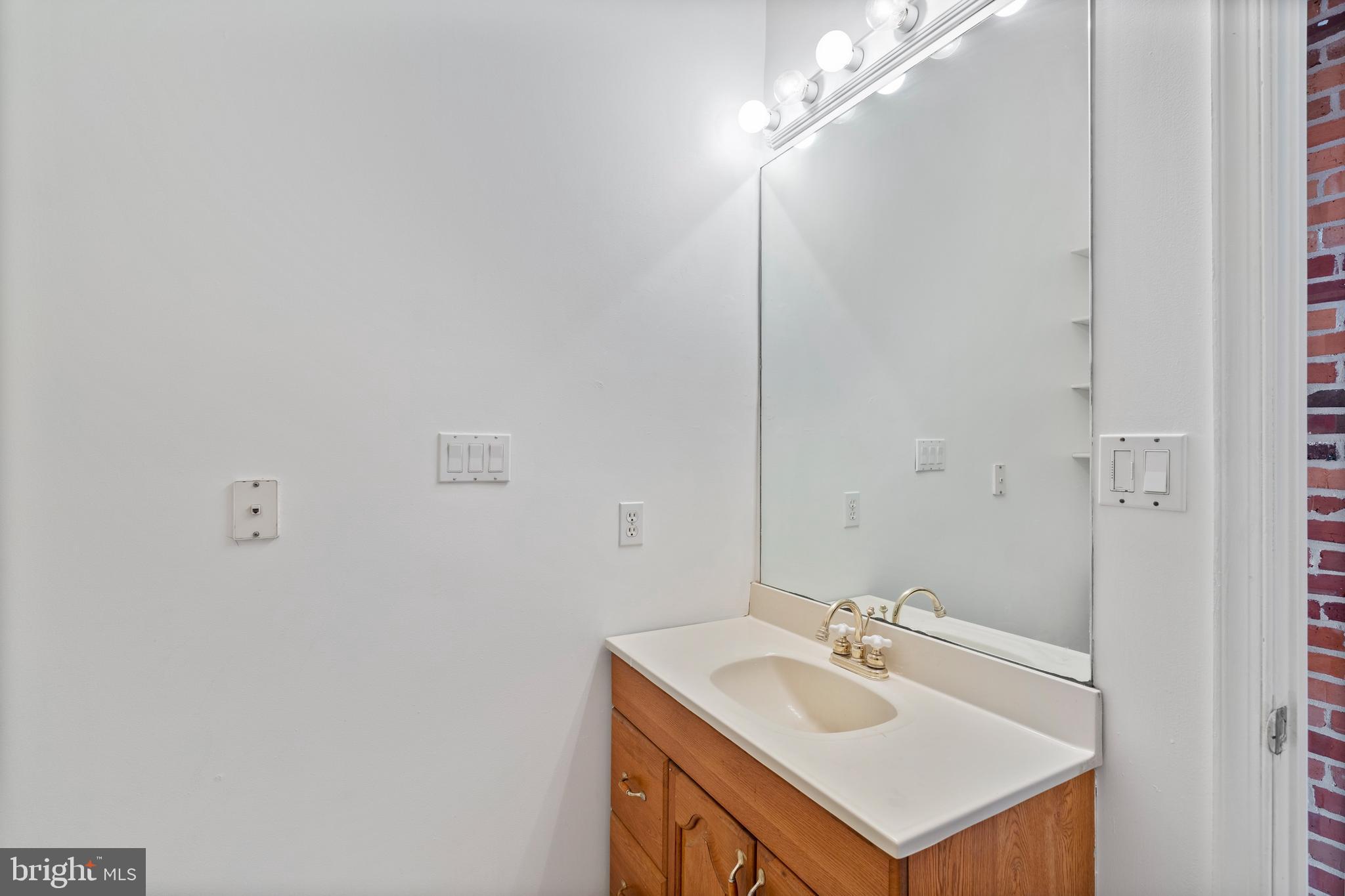 1407 Webster Street Baltimore, MD 21230 - Photo 25 of 49