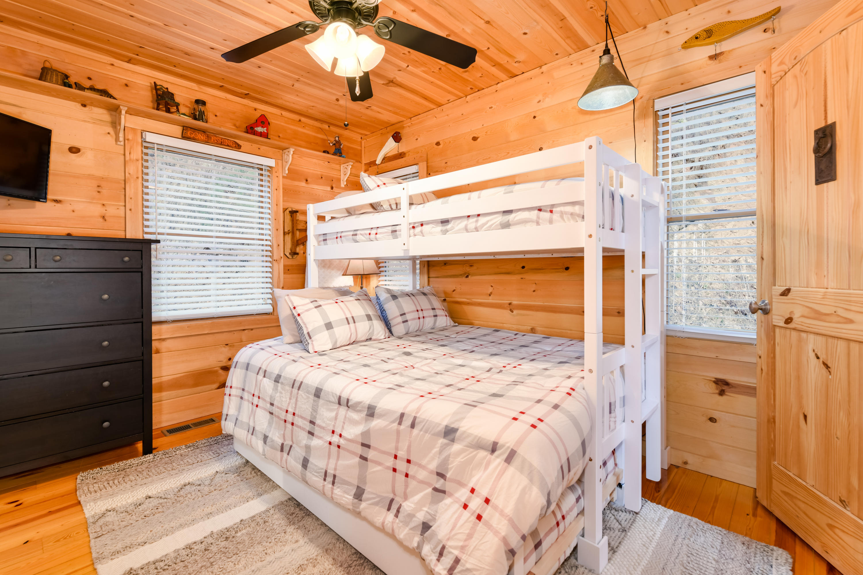 1008 Powdermill Road Gatlinburg, TN 37738 - Photo 24 of 39 DSC_2400-Edit