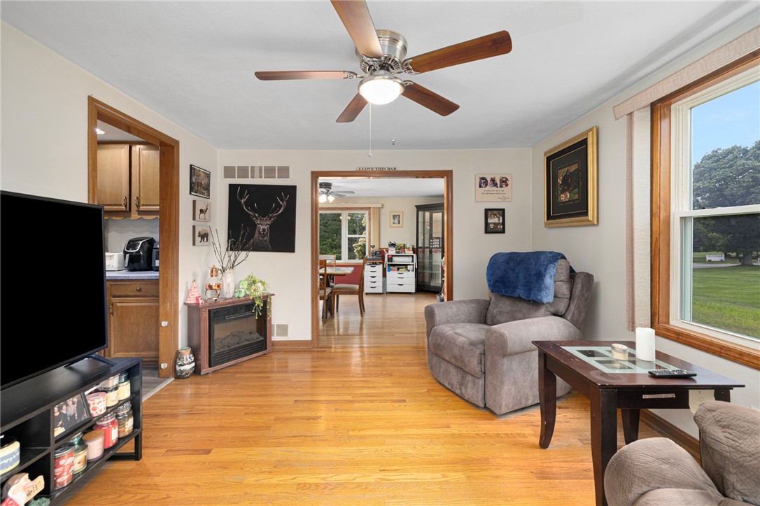 111 Olney Arnold Road Cranston, RI 02921 - Photo 18 of 49 Gallery Image 18