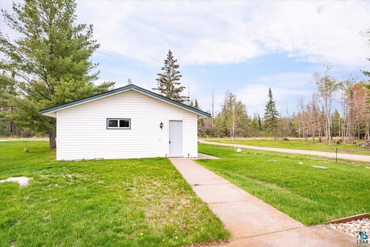 8064 Lake Nichols Road Canyon, MN 55717 - Photo 24 of 38 Gallery Image 24