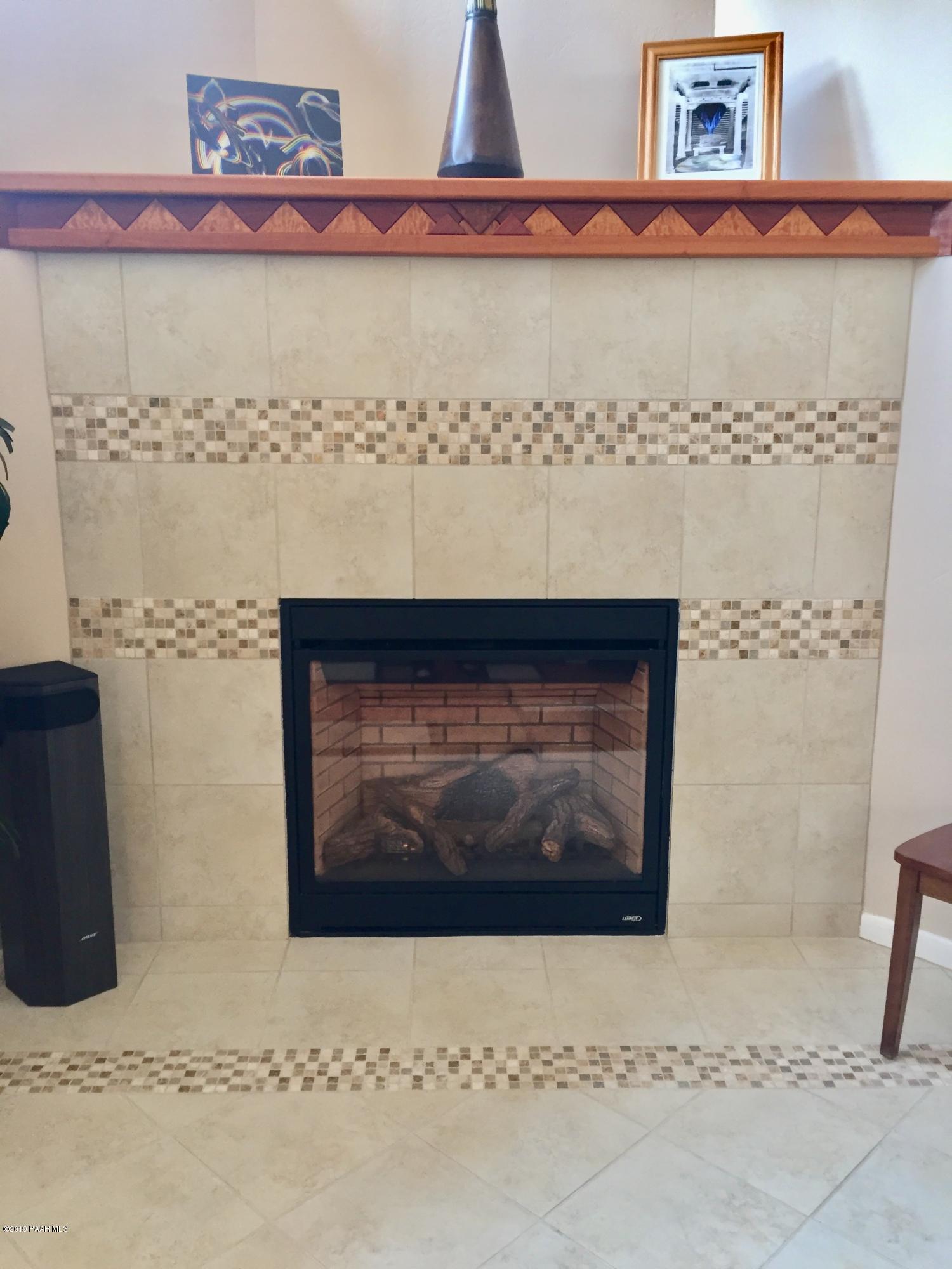 1453 Coyote Road Prescott, AZ 86303 - Photo 5 of 23 1453 Coyote Fireplace2