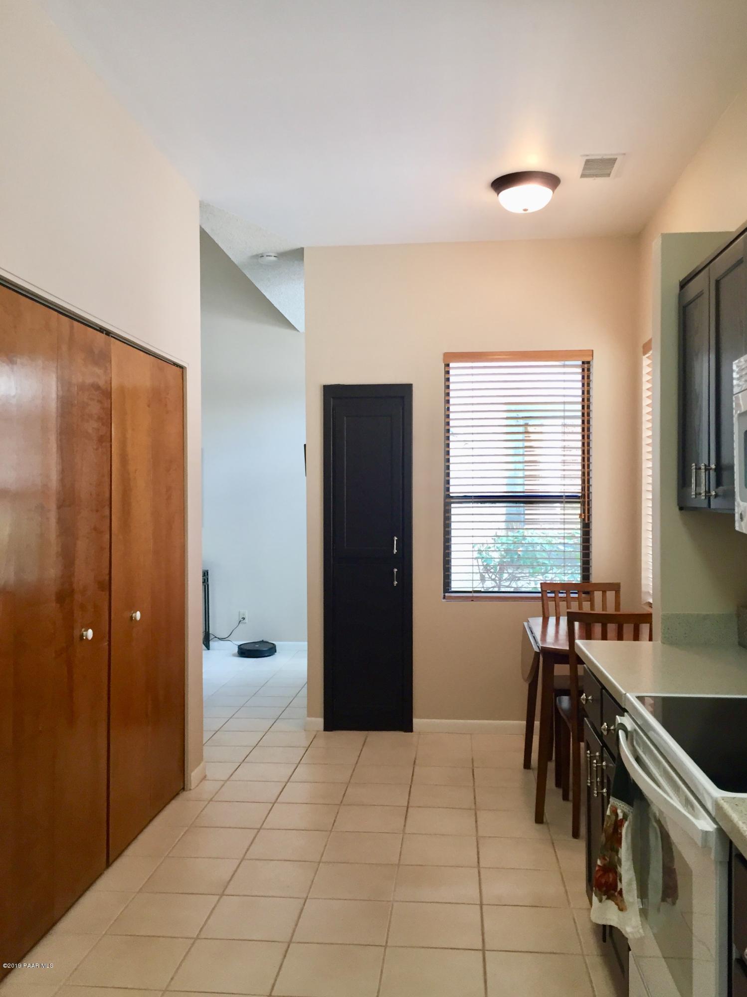 1453 Coyote Road Prescott, AZ 86303 - Photo 7 of 23 1453 Coyote Kitchen2