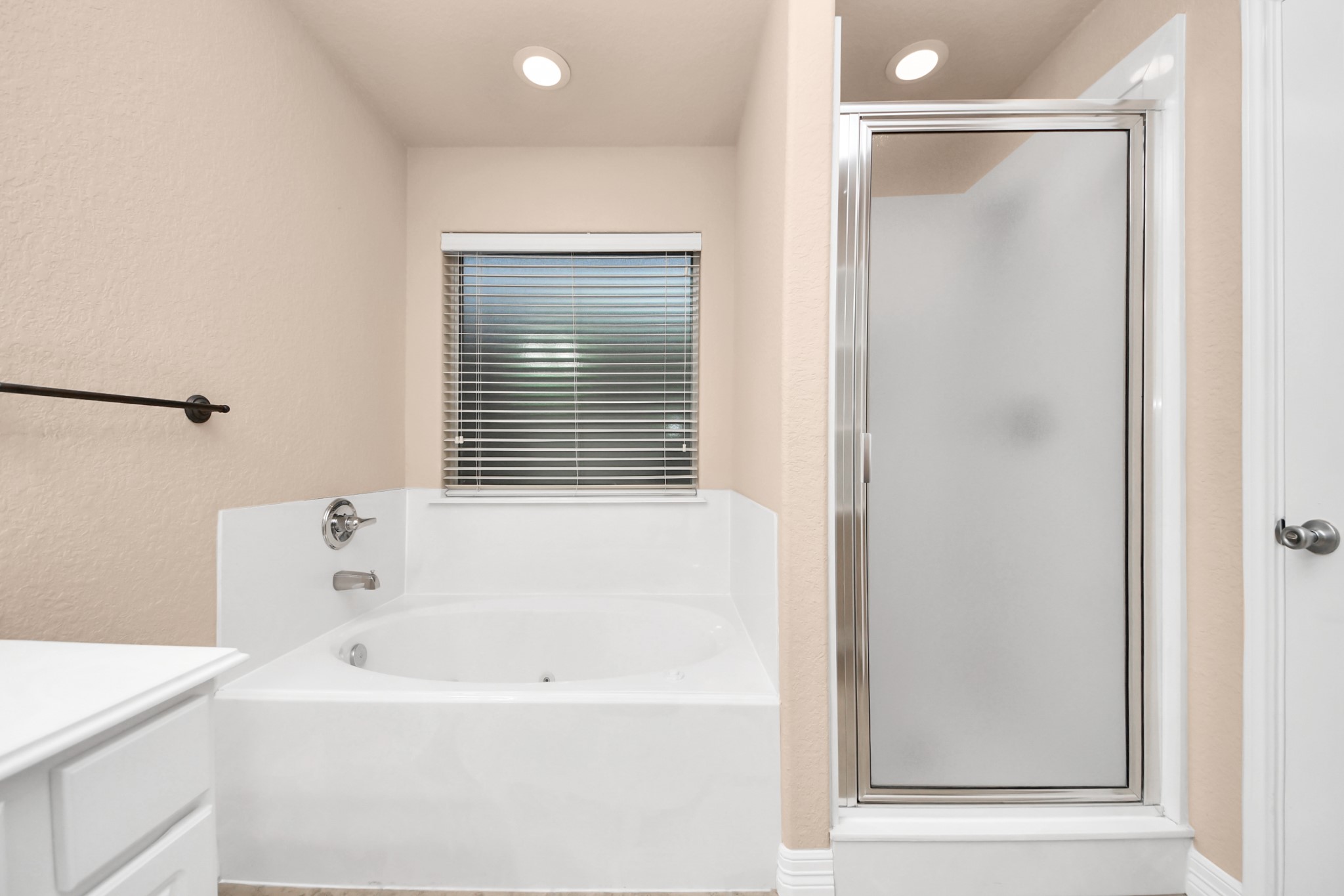 6 Prairie Oaks La Marque, TX 77510 - Photo 14 of 26