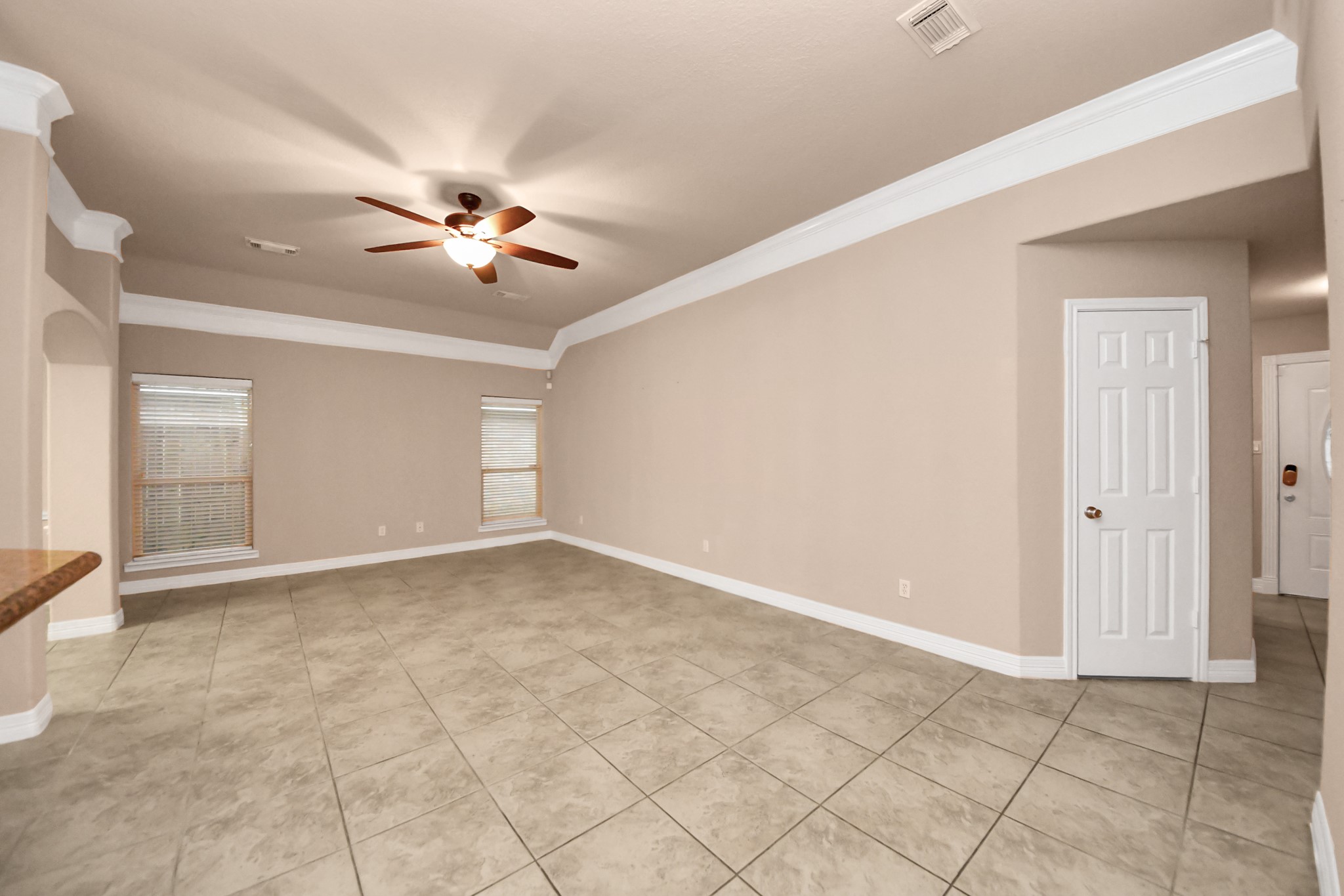 6 Prairie Oaks La Marque, TX 77510 - Photo 10 of 26