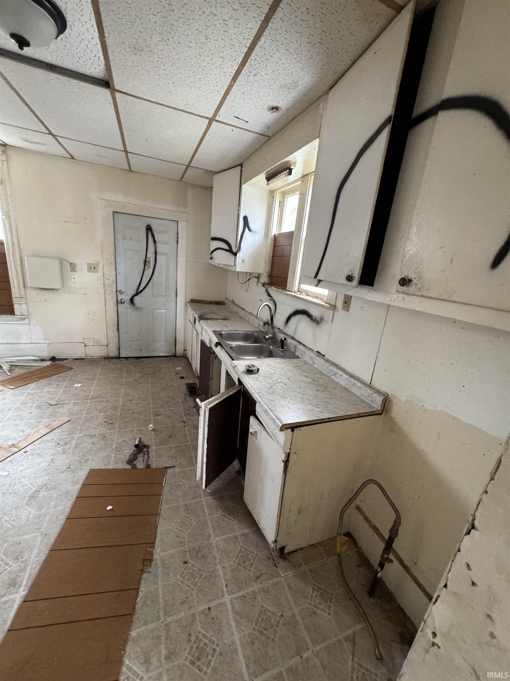 538 West 4th Street Fort Wayne, IN 46808 - Photo 3 of 4