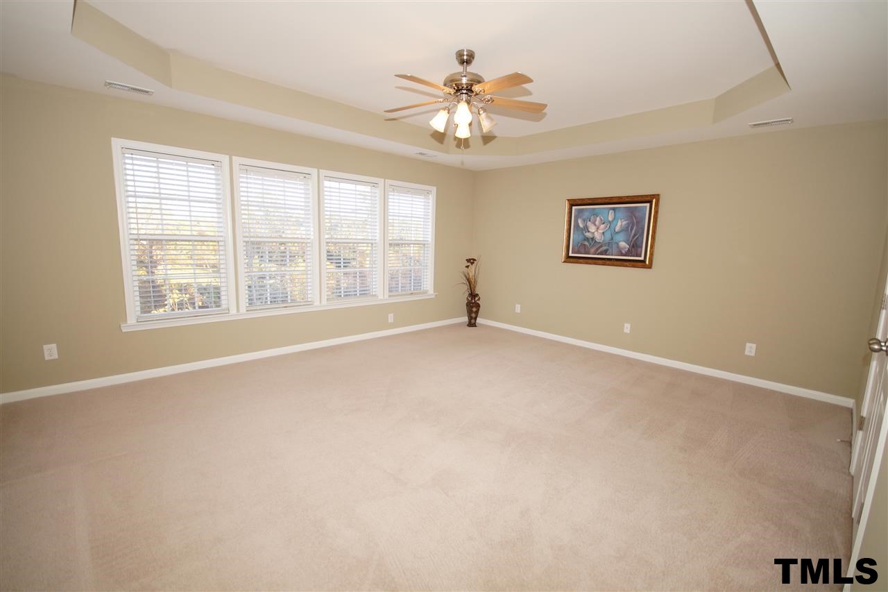 8214 Marvino Lane Raleigh, NC 27613 - Photo 12 of 25