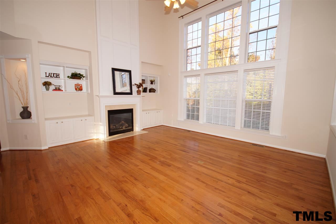 8214 Marvino Lane Raleigh, NC 27613 - Photo 5 of 25