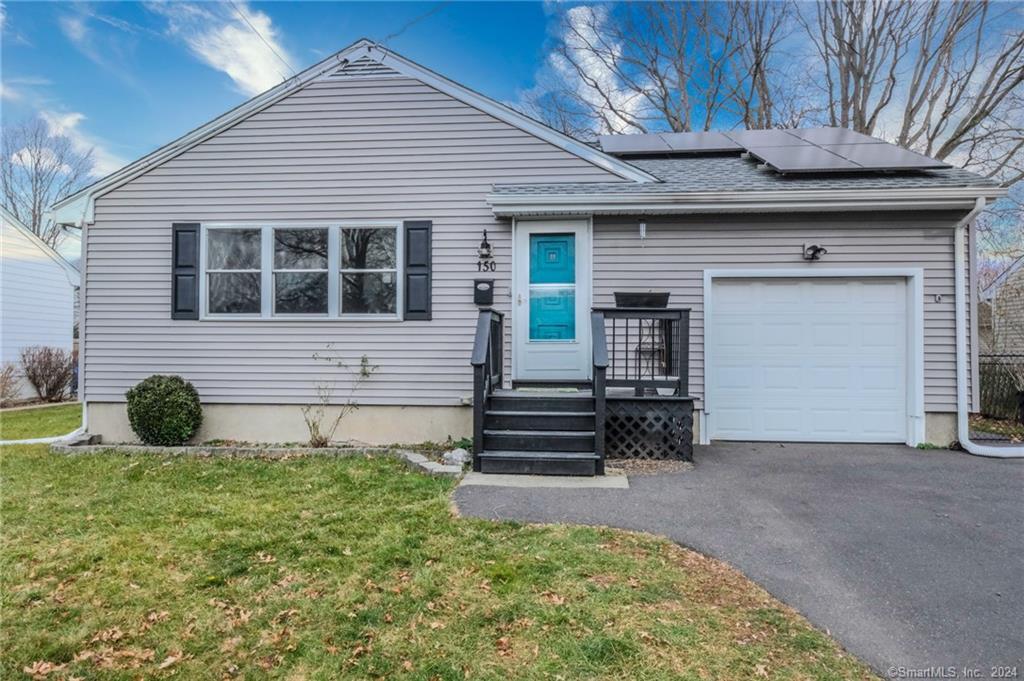 150 Spring Street Stratford, CT 06614 - Photo 1 of 1 150 Spring St. 3 Bedroom 1 bath on a quiet dead-end street.
