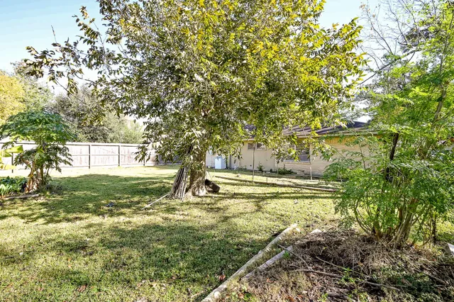 $2,200 | 10302 Woodwind Drive, Houston, TX 77025