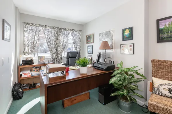 $949,000 | 8 Oak-Knoll Road, Meredith, NH 03253