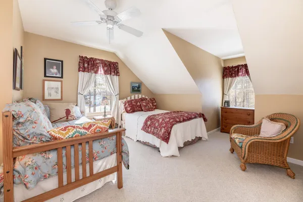 $949,000 | 8 Oak-Knoll Road, Meredith, NH 03253