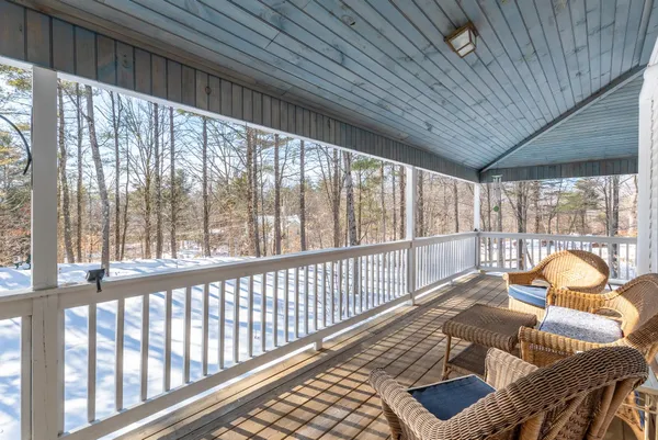 $949,000 | 8 Oak-Knoll Road, Meredith, NH 03253