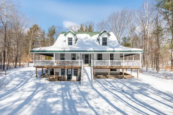 $949,000 | 8 Oak-Knoll Road, Meredith, NH 03253