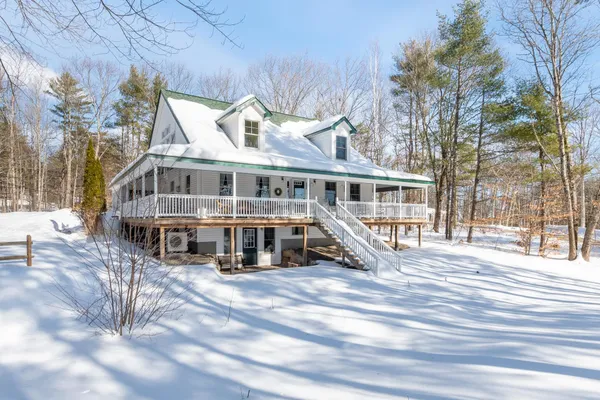 $949,000 | 8 Oak-Knoll Road, Meredith, NH 03253