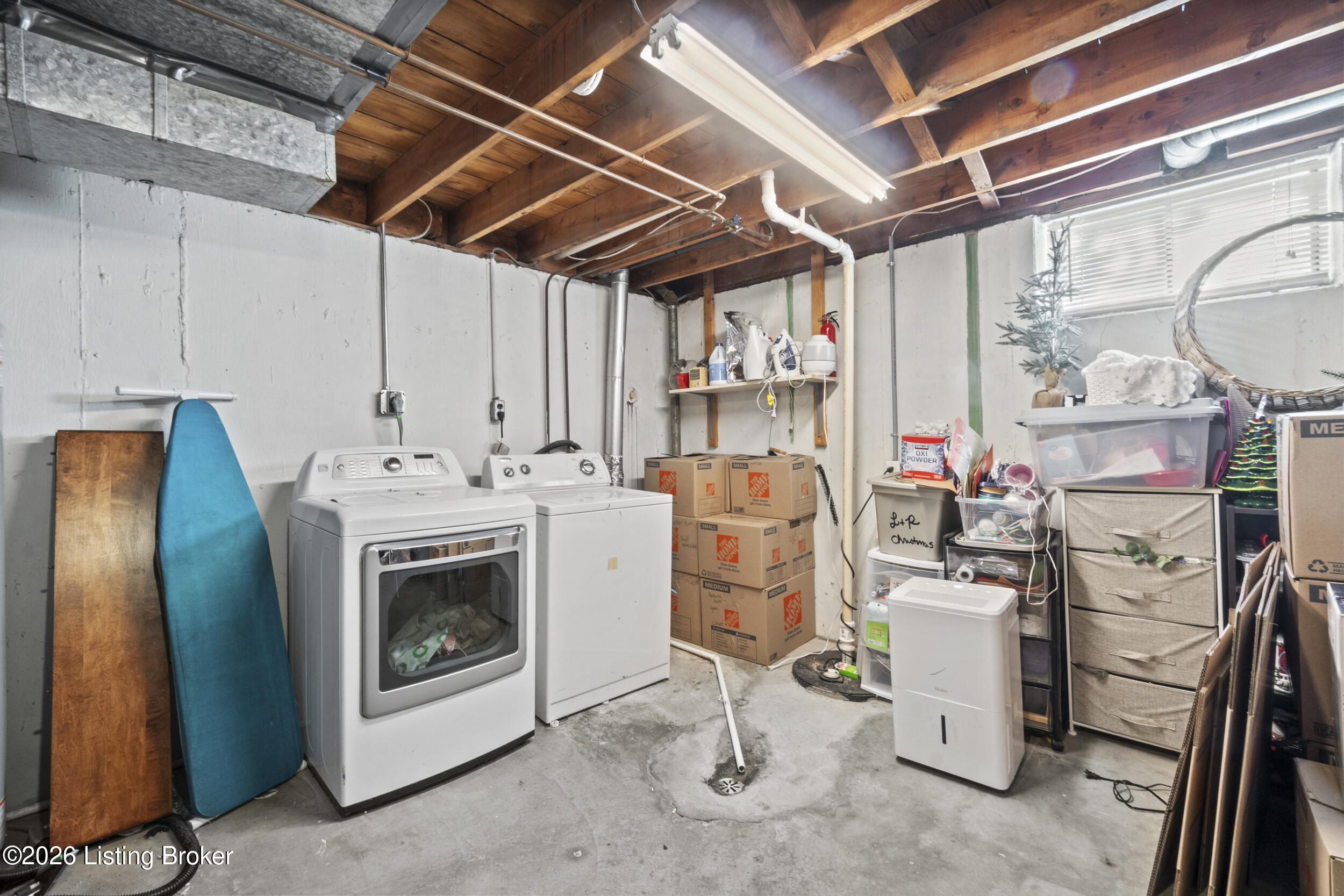 3900 Pembroke Road Louisville, KY 40220 - Photo 32 of 38 Laundry