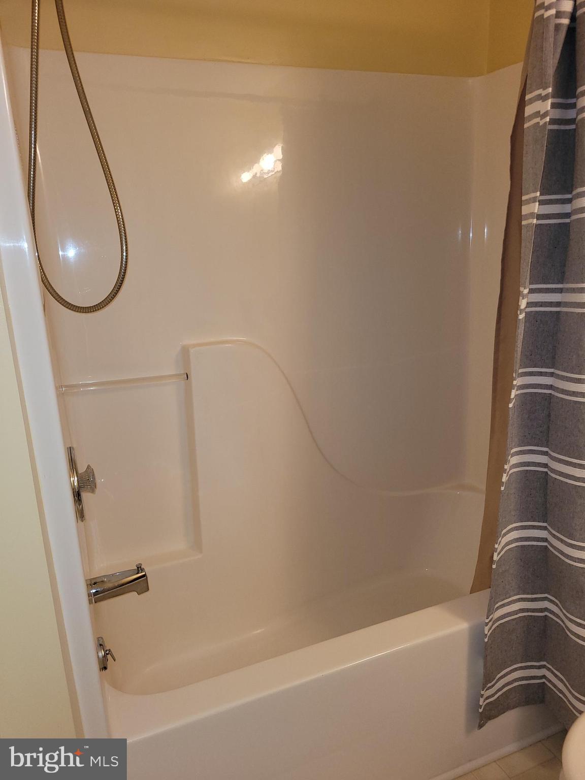 1045 Pond Ridge Drive Harrisburg, PA 17111 - Photo 21 of 25 a bathroom with a bathtub and shower