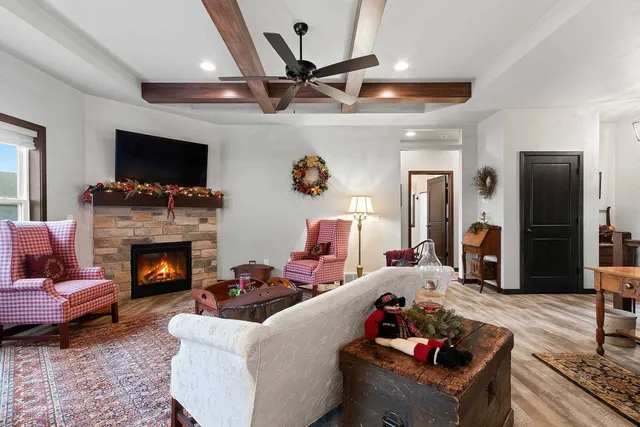 $499,900 | 2153 Caroline Court, Neenah, WI 54956