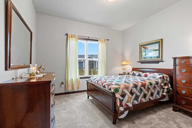 $499,900 | 2153 Caroline Court, Neenah, WI 54956