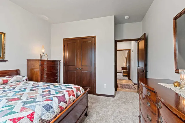 $499,900 | 2153 Caroline Court, Neenah, WI 54956