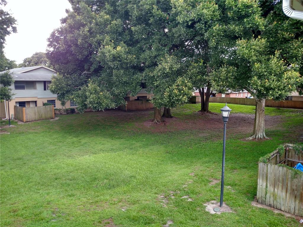 222 Red Maple Place Brandon, FL 33510 - Photo 17 of 21