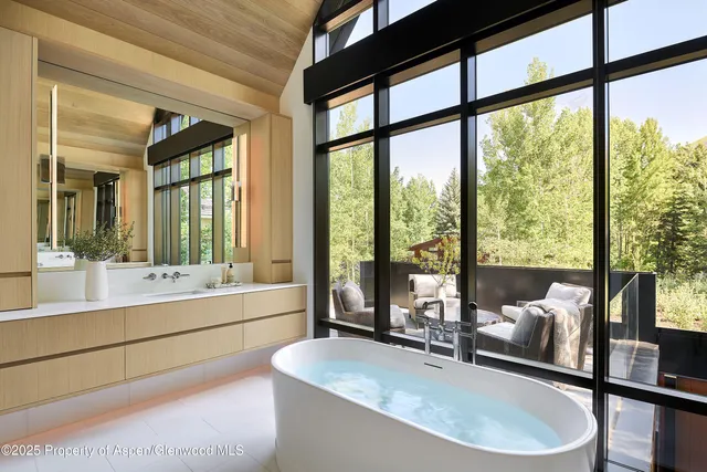 $25,500,000 | 810 West Smuggler Street, Aspen, CO 81611