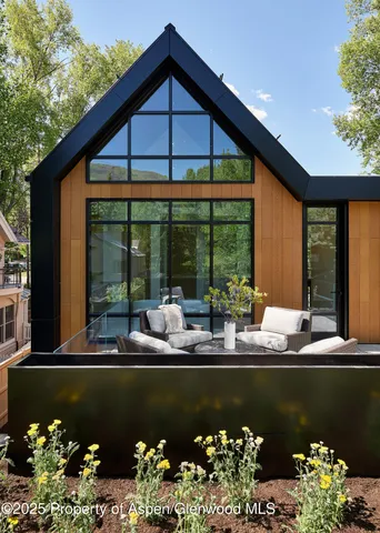 $25,500,000 | 810 West Smuggler Street, Aspen, CO 81611