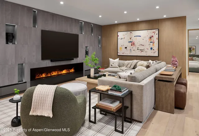 $25,500,000 | 810 West Smuggler Street, Aspen, CO 81611