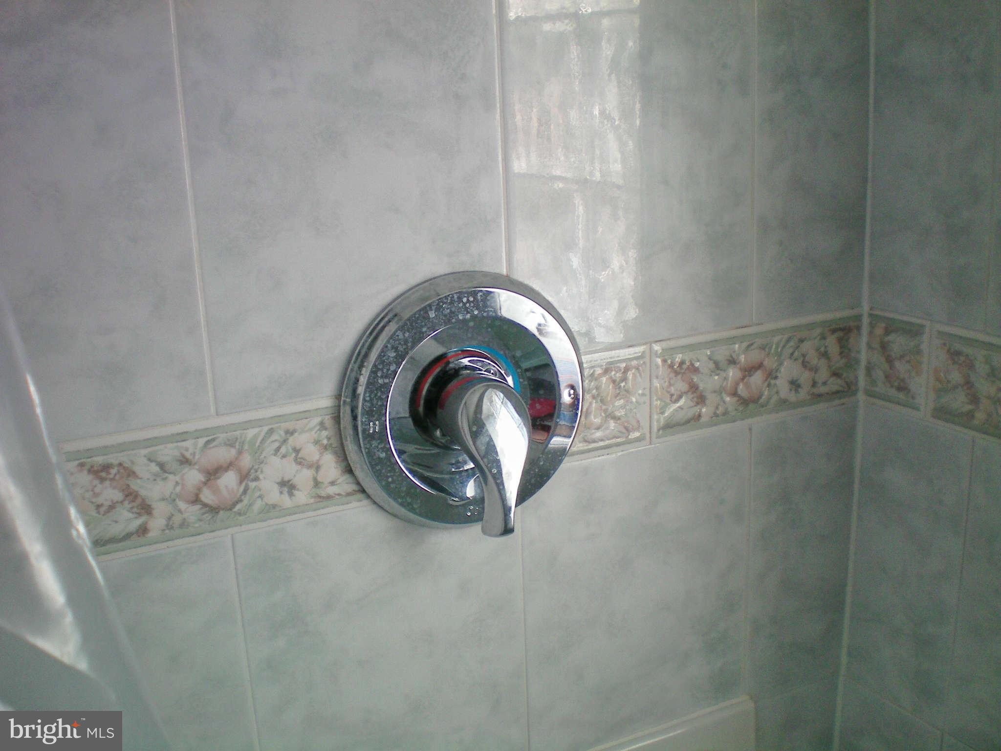 2508 Pinebrush Road Baltimore, MD 21209 - Photo 23 of 30 a utility room with dryer and washer