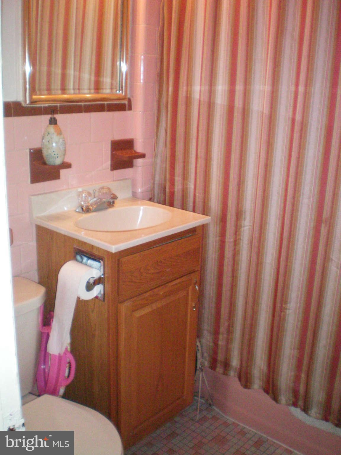 2508 Pinebrush Road Baltimore, MD 21209 - Photo 24 of 30 a utility room with dryer and washer