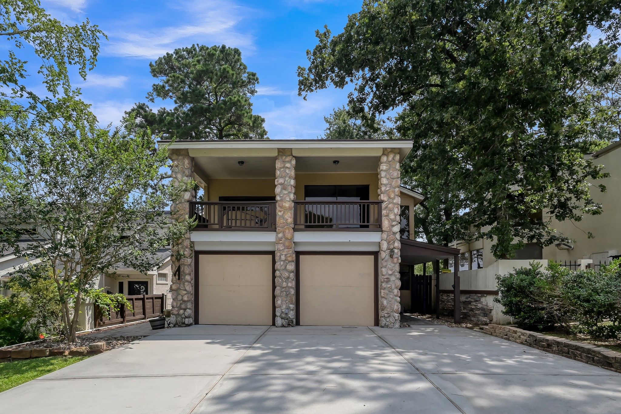 4 Waters Edge Street Conroe, TX 77356 - Photo 1 of 19