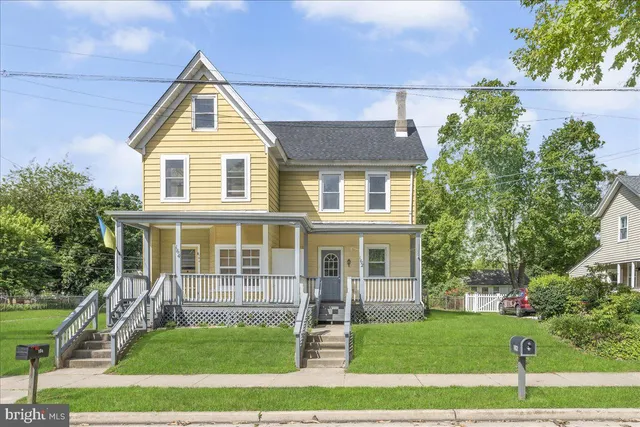 $1,950 | 162-164 South Main Street, Elmer, NJ 08318
