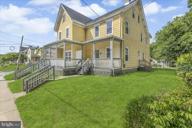 $1,950 | 162-164 South Main Street, Elmer, NJ 08318