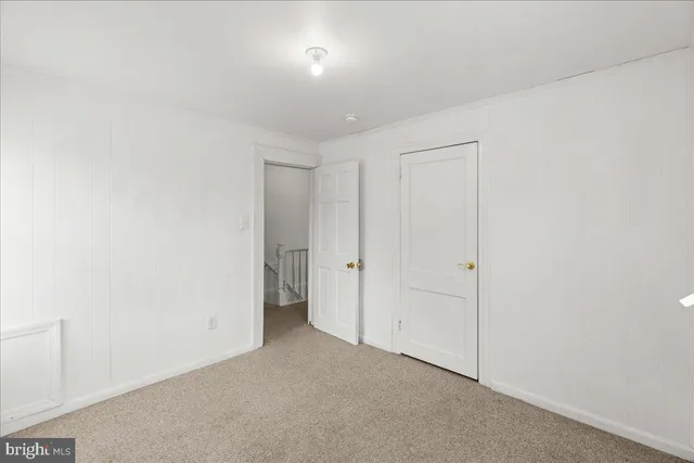 $1,950 | 162-164 South Main Street, Elmer, NJ 08318